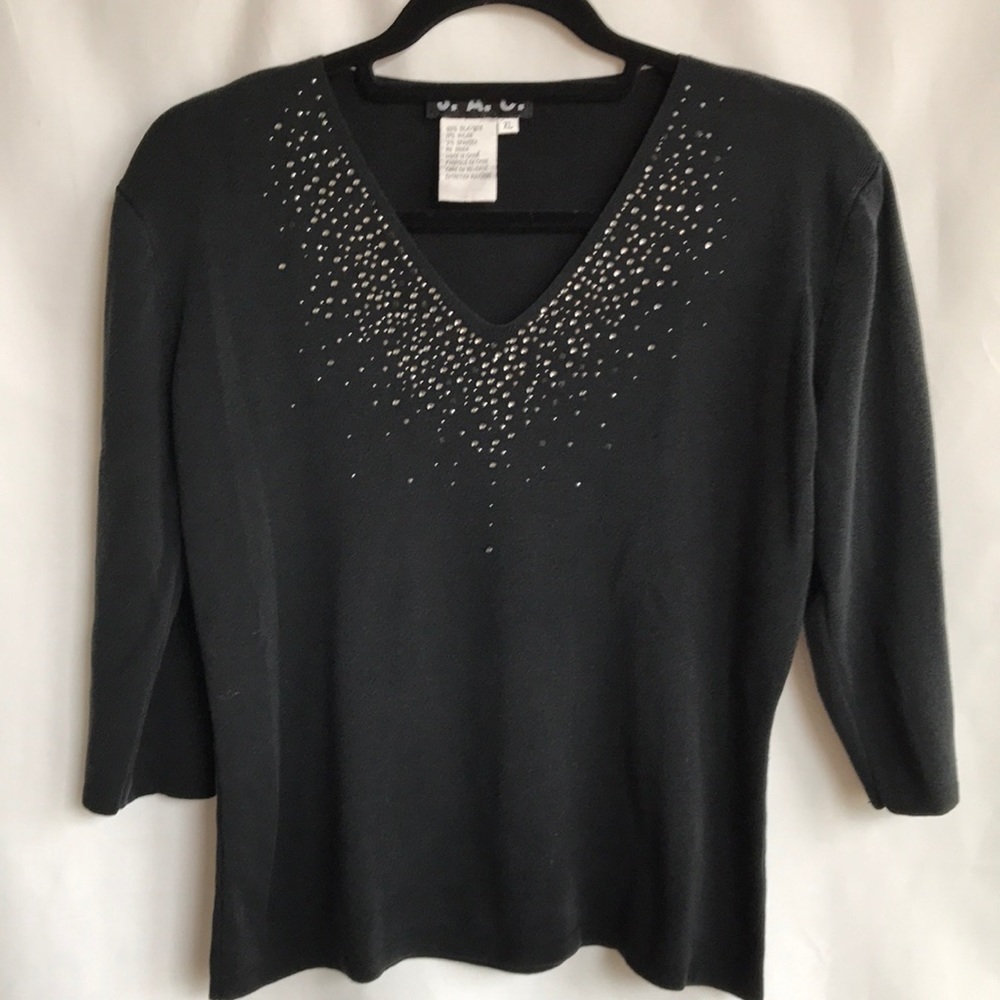 J.A.C. black V-neck sweater with silver bling, XL